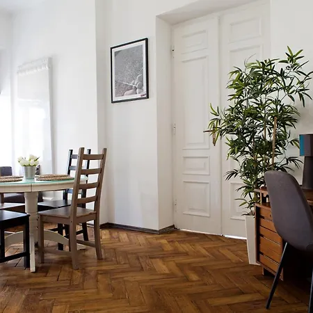 Apartamenty Krolewska Apartment *